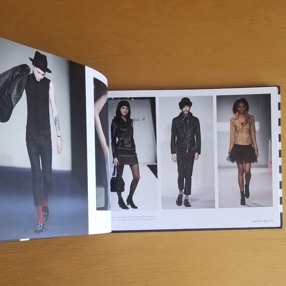 Agnès B. Styliste  (2017) - Picture 13 of 16